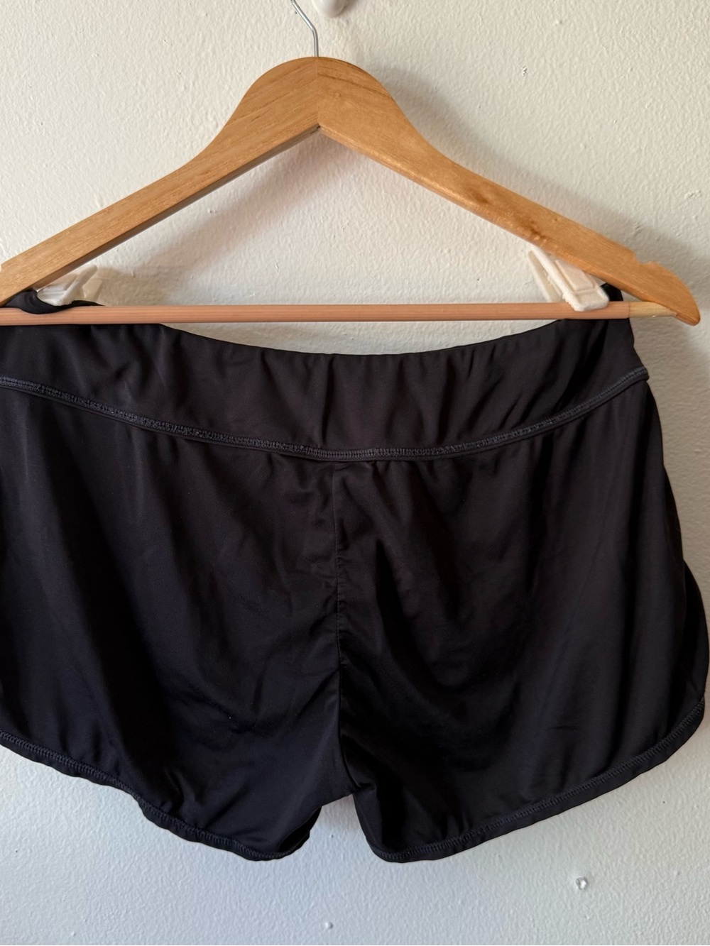 Nike Black Women’s Dri-FIT Athletic Shorts - Picture 2 of 6